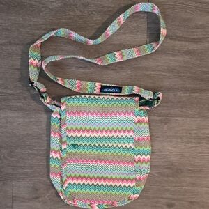 Kavu Crossbody Bag in Pink, Green, Teal Zigzag